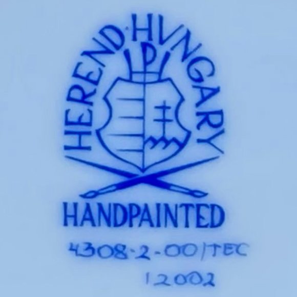 NWOT💯Authentic HEREND Coffee Pot - Tea Pot - with Gold Button Knob - Picture 15 of 15